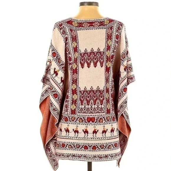 BCBGMAXAZRIA | Boho Aztec Poncho Shrug Kalanie Caravan Knit Size S Small - RARE - Picture 5 of 7